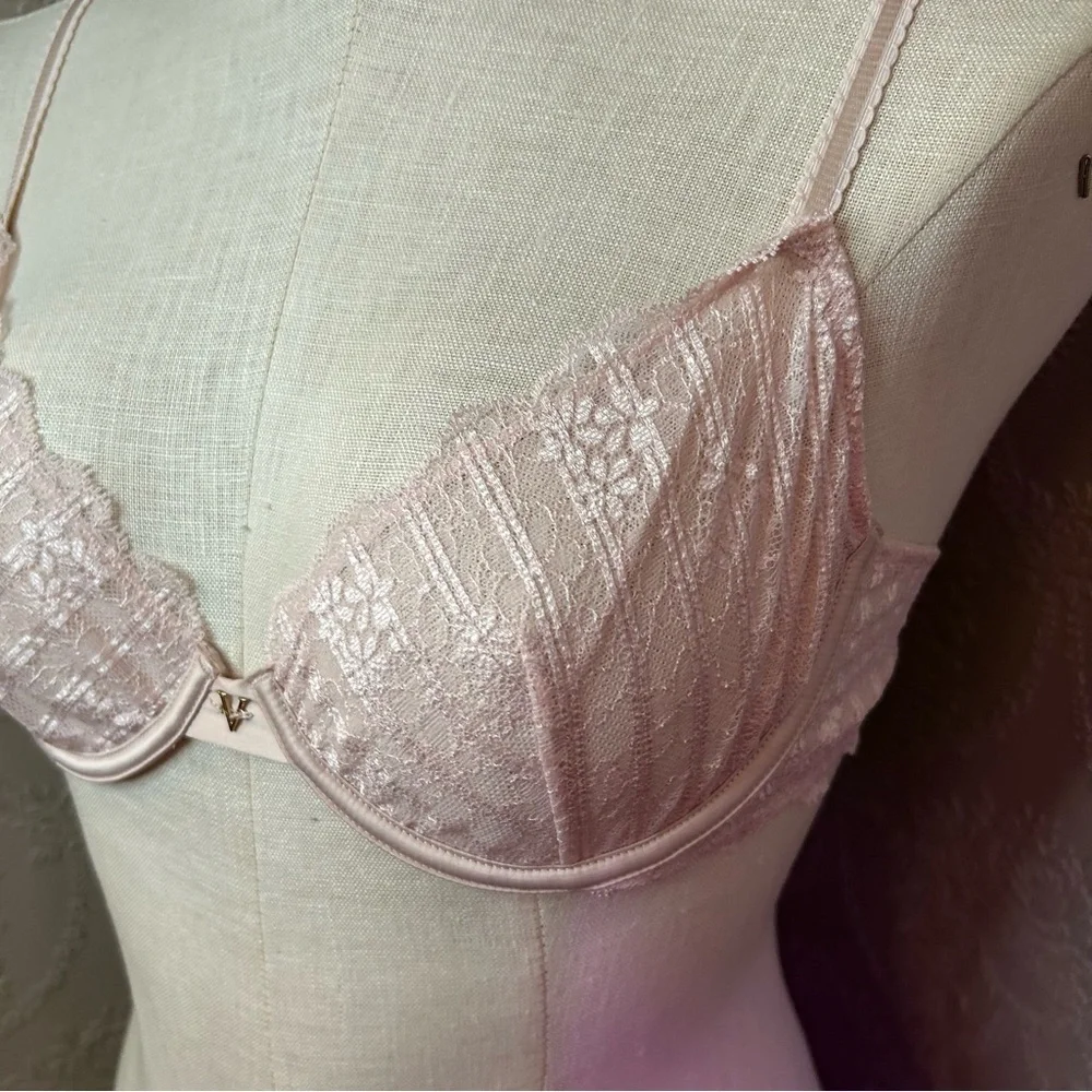 Elegant Pink Lace Bra Victoria’s Secret online Demi under underwire 36B